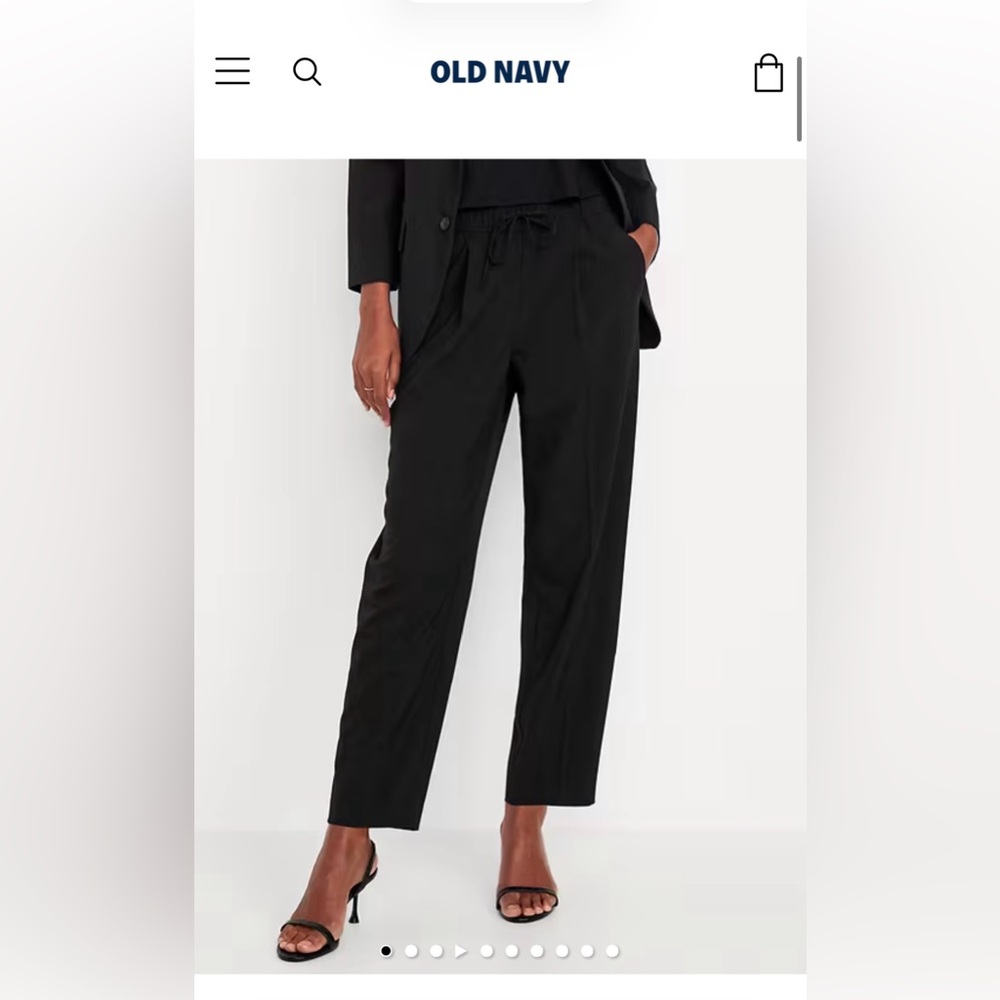 Old Navy Women's Black Trousers - Picture 3 of 3